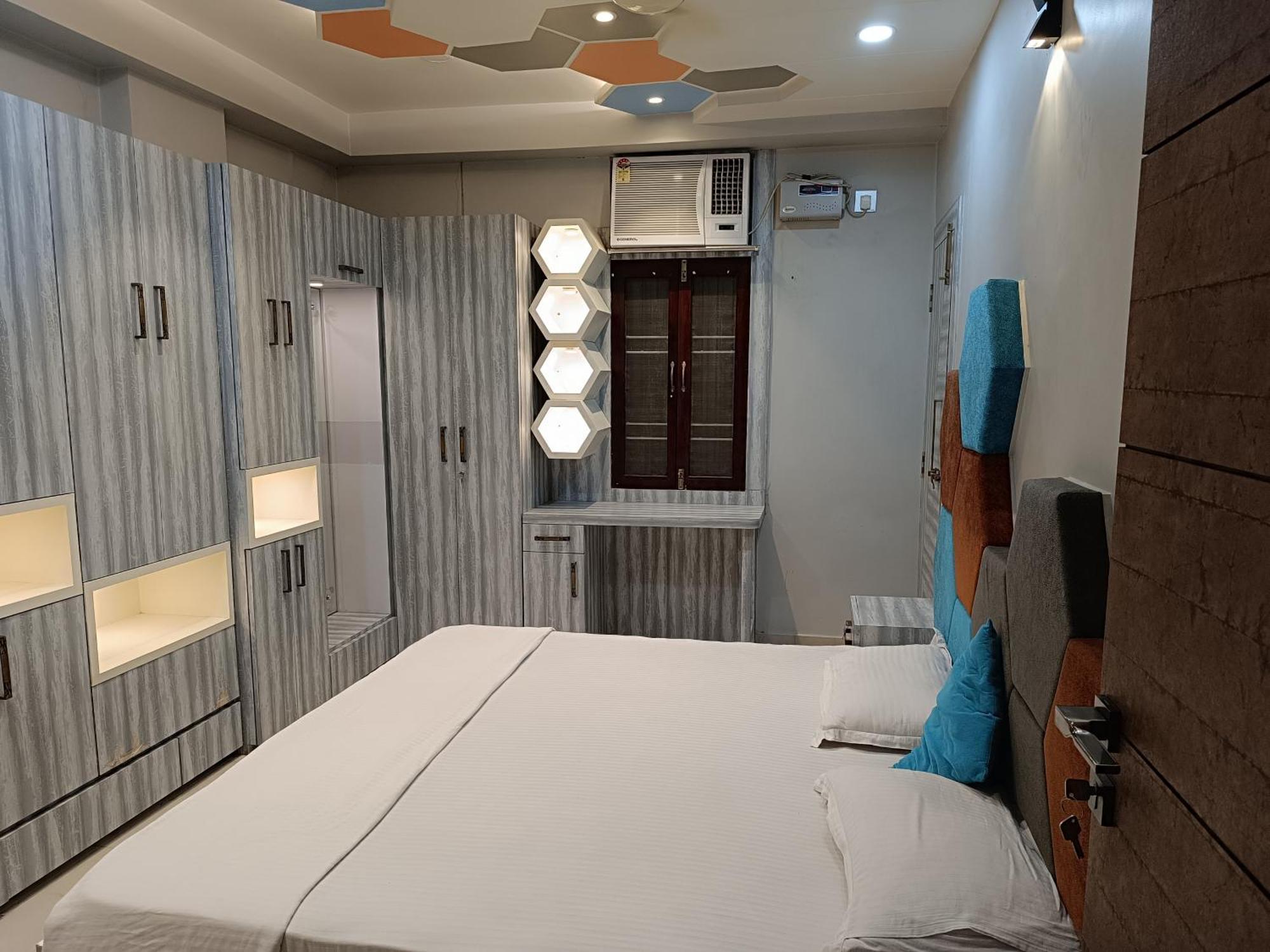 Daily Homestay